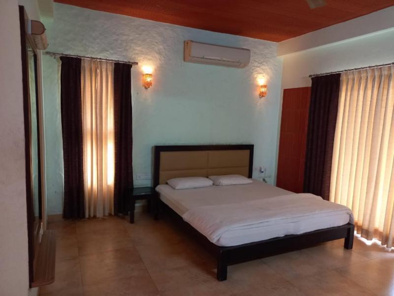Nikhara Estate Resorts Kodlipet Exterior photo